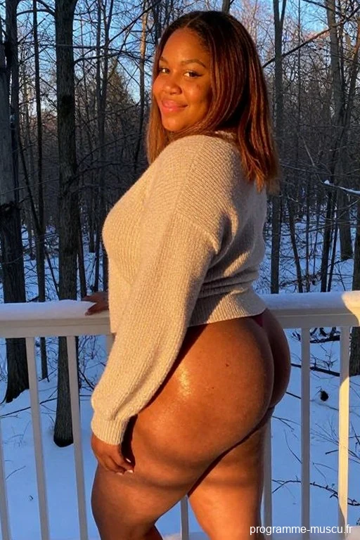 Claire33_40, 33 ans à Saint-Pierre-du-Mont