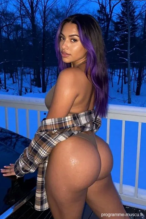 Lila23, 22 ans à Domérat