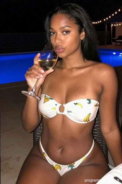 Lila83, 24 ans à Toulon