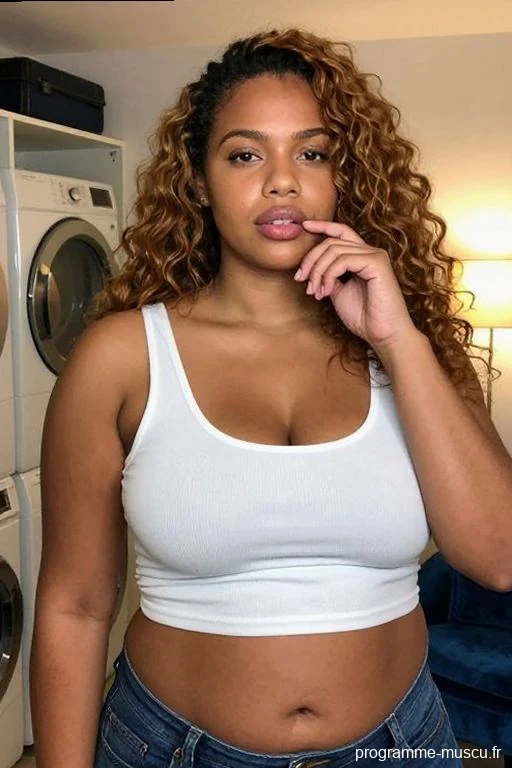 Lola32_47, 32 ans à Boé