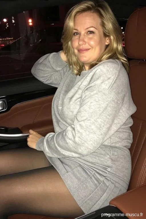 LucieVar83, 45 ans à Hyères