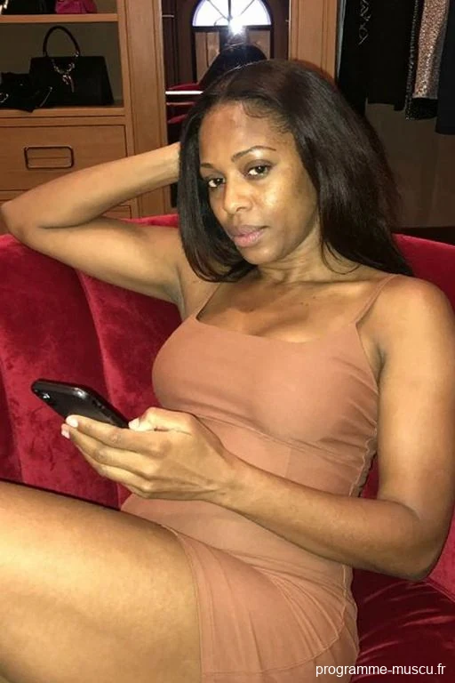 Lucille37, 45 ans à Luynes